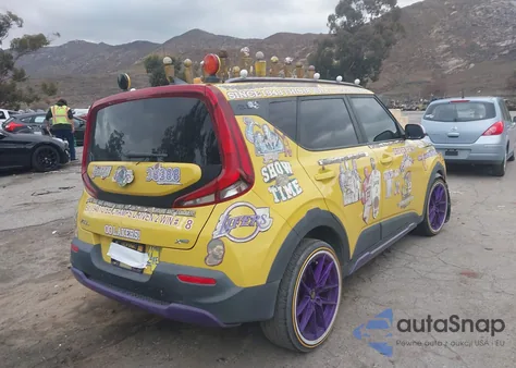 2020 Kia Soul X-Line z USA, uszkodzony, nr VIN KNDJ23AU4L7051322